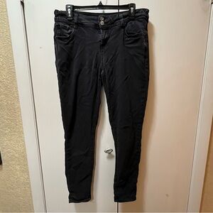 Wallflower Women's Black Skinny Jeans